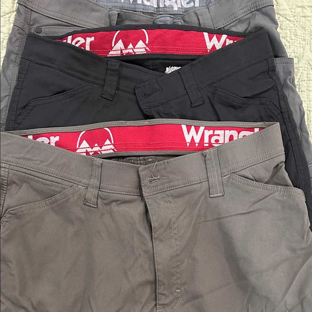 Wrangler cargo type pants